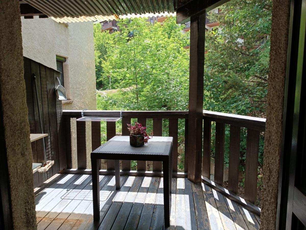 Avec Balcon, 1 Piece, 4 Personnes Uvernet-Fours
