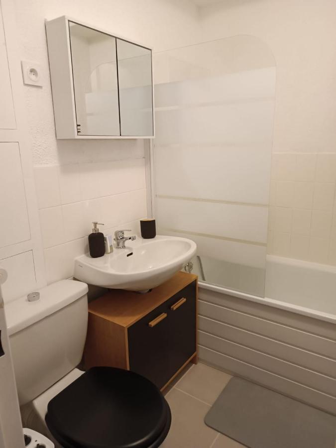 Apartment Avec Balcon, 1 Piece, 4 Personnes Uvernet-Fours